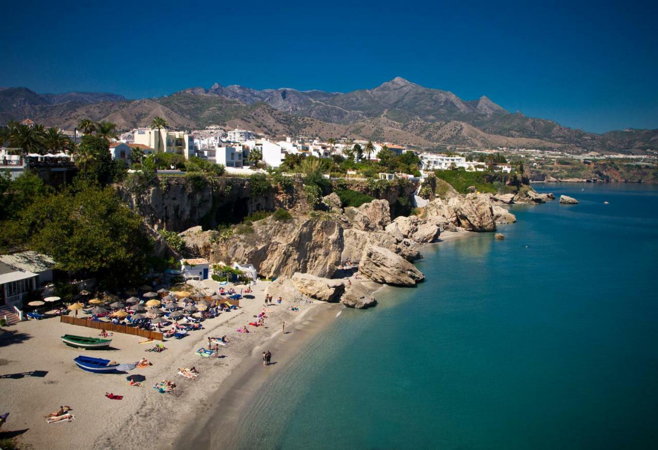 Apartamentos Mombasa 2 Planta Nerja Eksteriør billede